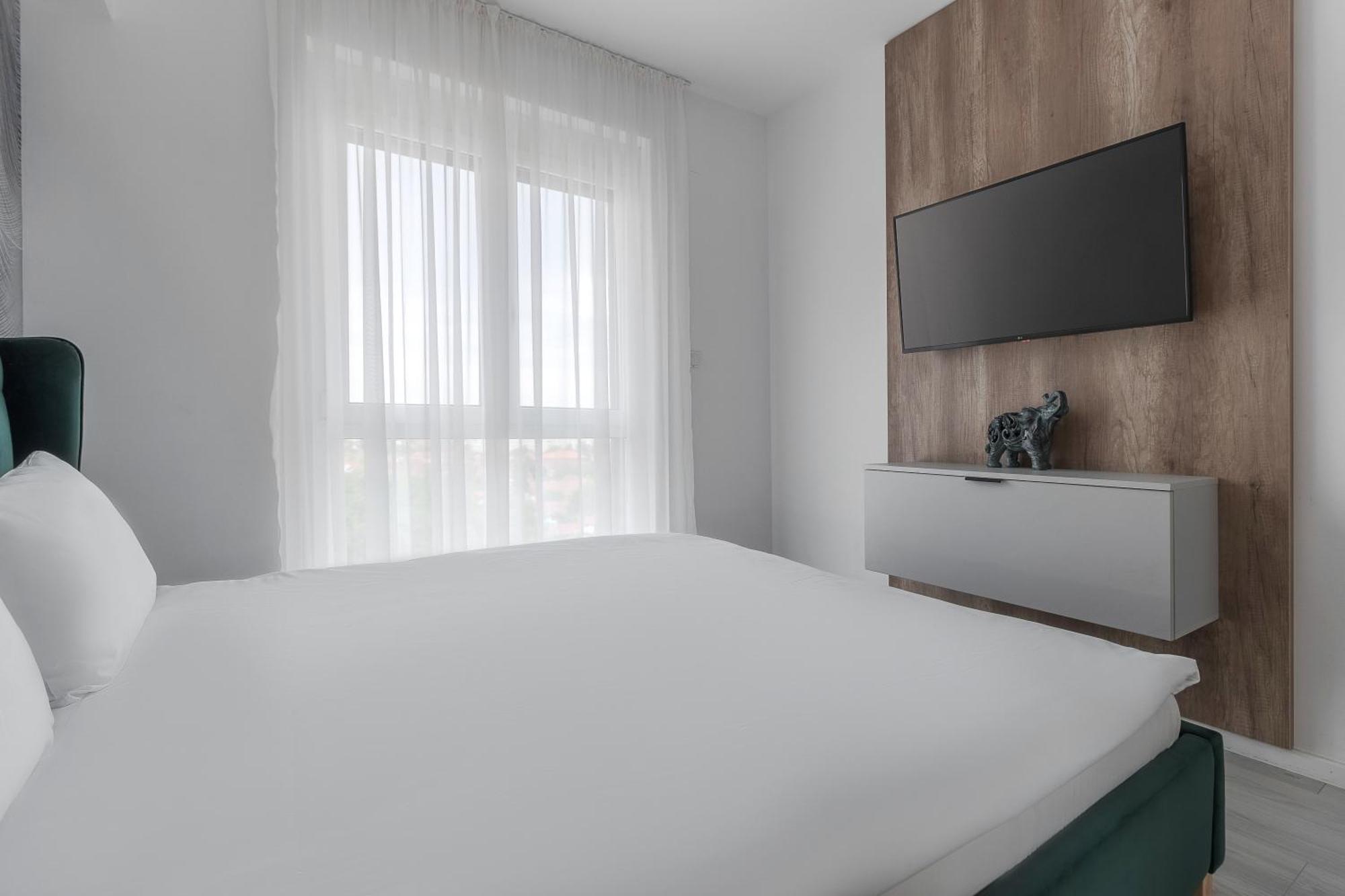 Rosewood Gold Oradea Εξωτερικό φωτογραφία